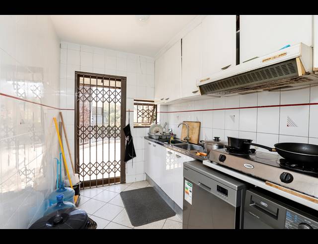 4 BEDROOM HOUSE FOR SALE IN GREENWOOD PARK